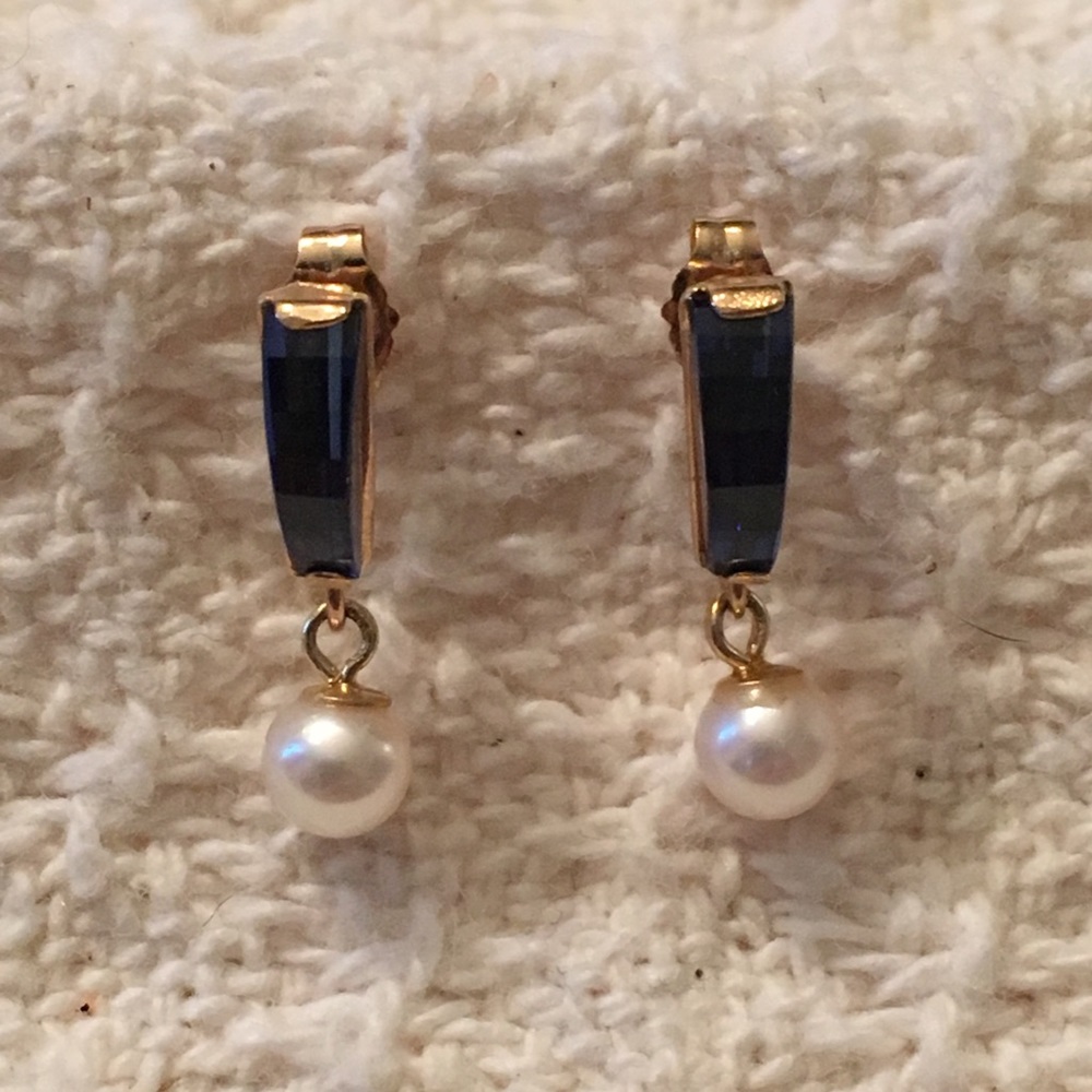 Elegant Pearl Drop Earrings